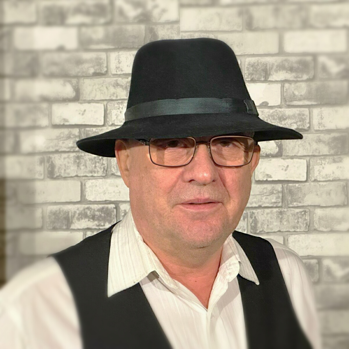 Игорь Резников